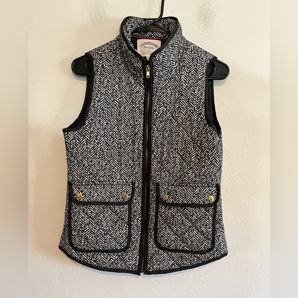 3/$20 Cambridge Dry Goods Black/White Puffer Vest Small - Picture 1 of 10